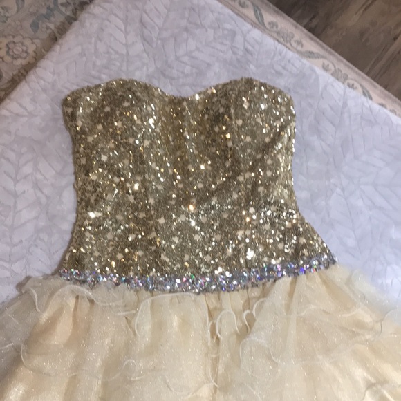 Womens Gold Graduation Dress - Picture 2 of 8